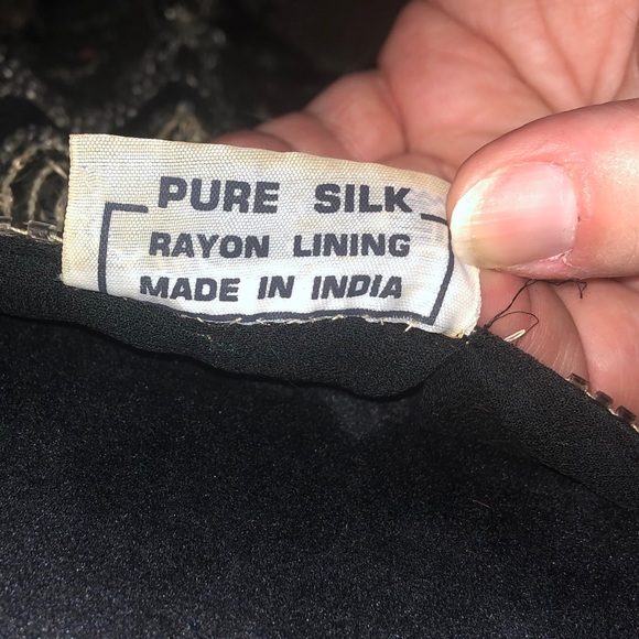 Life & Style Inc. sequin top Size Large - Picture 5 of 5